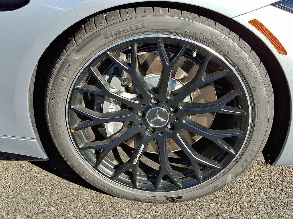 new 2026 Mercedes-Benz AMG SL 43 car, priced at $124,870