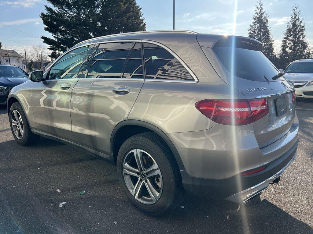 used 2019 Mercedes-Benz GLC 300 car, priced at $21,859