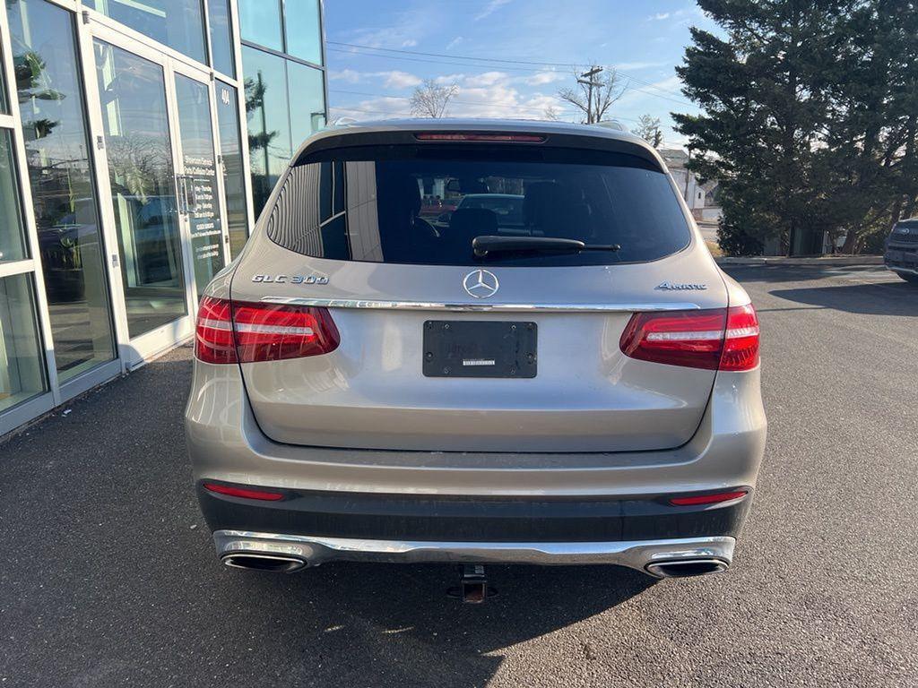 used 2019 Mercedes-Benz GLC 300 car, priced at $21,859