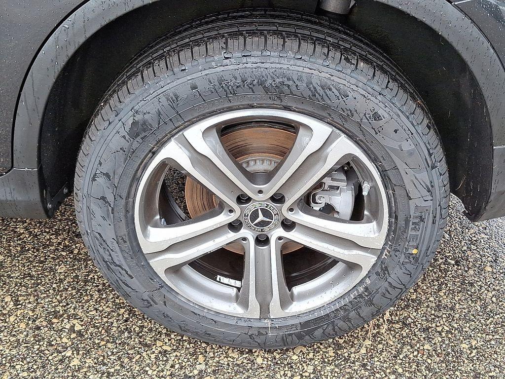 used 2022 Mercedes-Benz GLC 300 car, priced at $31,994