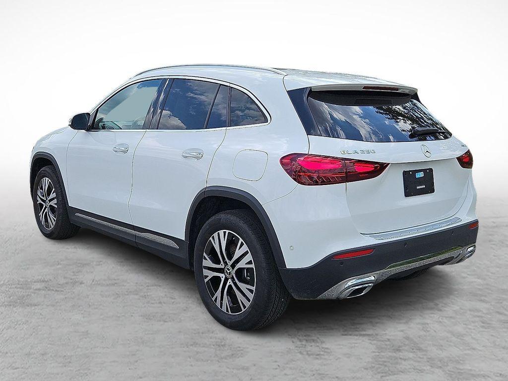 used 2025 Mercedes-Benz GLA 250 car, priced at $45,187