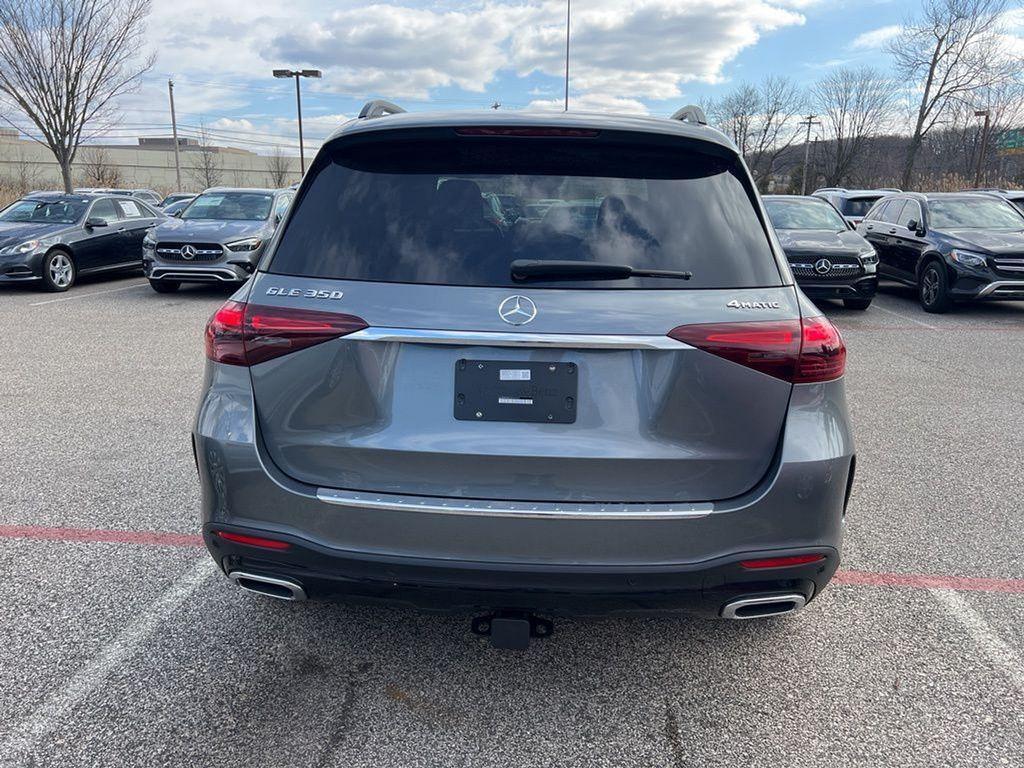 new 2025 Mercedes-Benz GLE 450 car, priced at $82,475