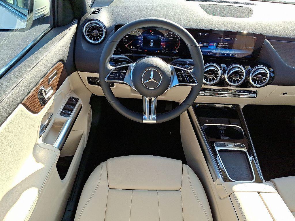 new 2026 Mercedes-Benz GLA 250 car, priced at $50,995
