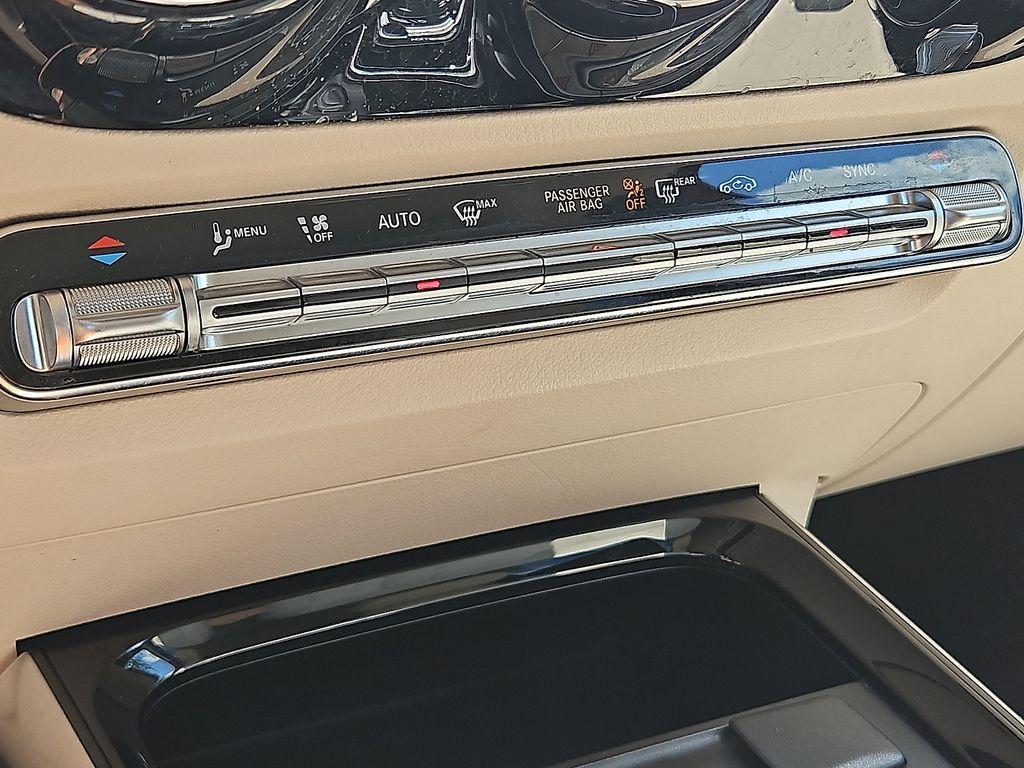 used 2021 Mercedes-Benz GLA 250 car, priced at $30,111
