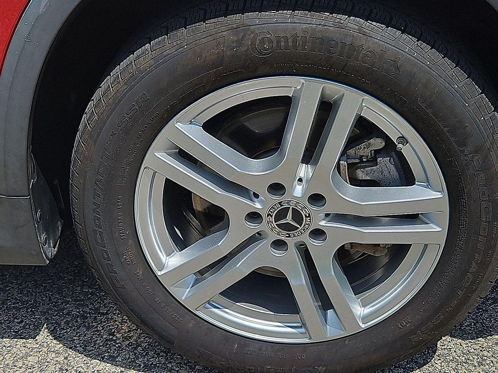 used 2021 Mercedes-Benz GLA 250 car, priced at $30,111