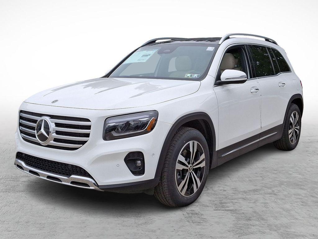 new 2025 Mercedes-Benz GLB 250 car, priced at $52,595