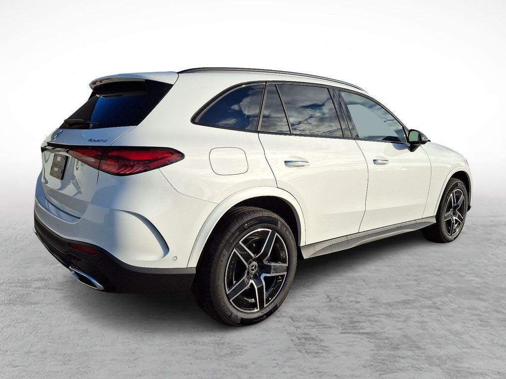 new 2025 Mercedes-Benz GLC 300 car, priced at $60,035