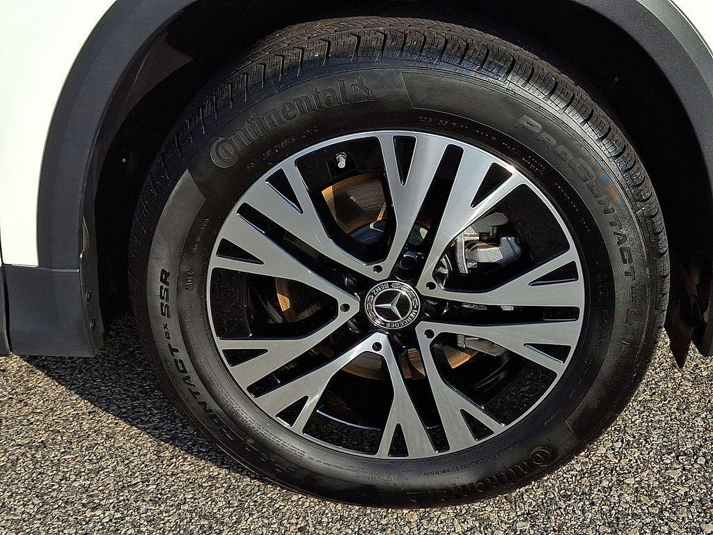 used 2025 Mercedes-Benz GLA 250 car, priced at $42,106