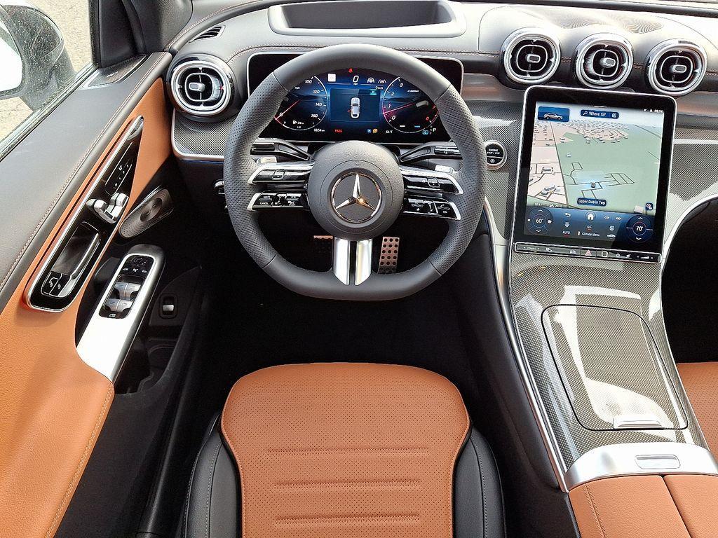 new 2025 Mercedes-Benz GLC 300 car, priced at $68,865
