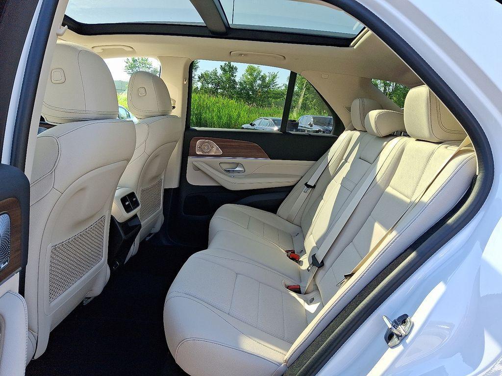new 2025 Mercedes-Benz GLE 350 car, priced at $74,030