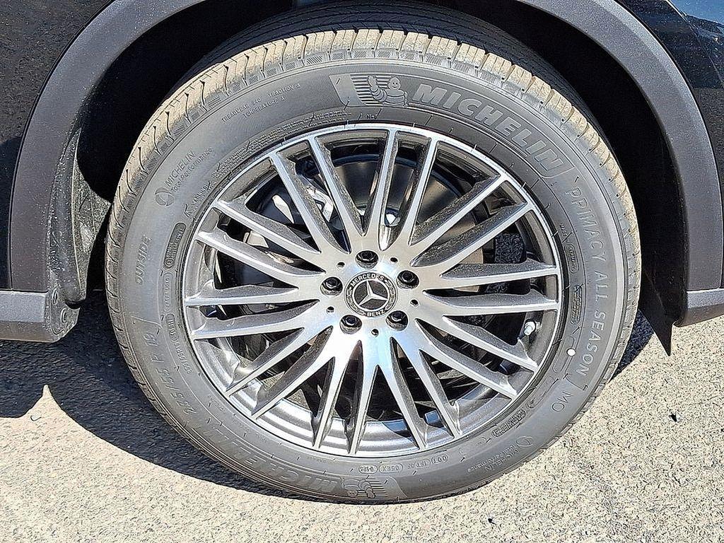 used 2025 Mercedes-Benz GLC 300 car, priced at $51,886