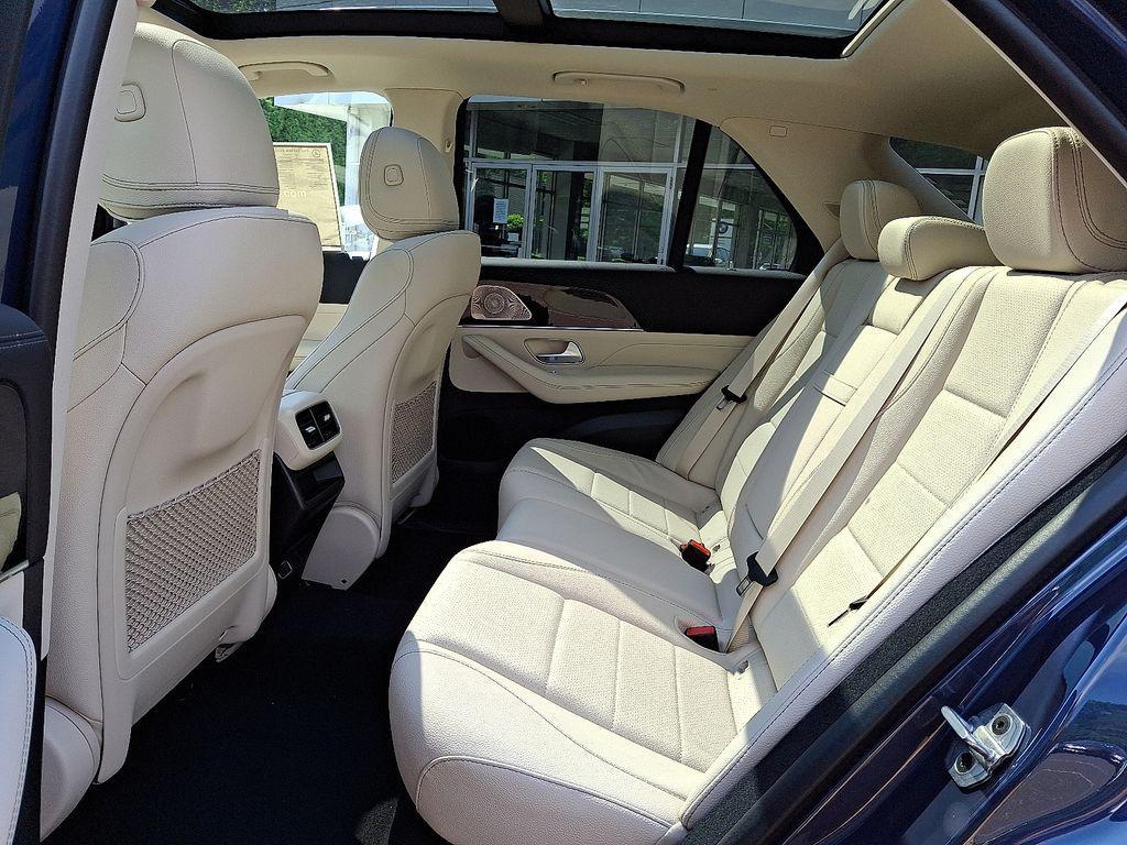 new 2025 Mercedes-Benz GLE 450e car, priced at $78,070