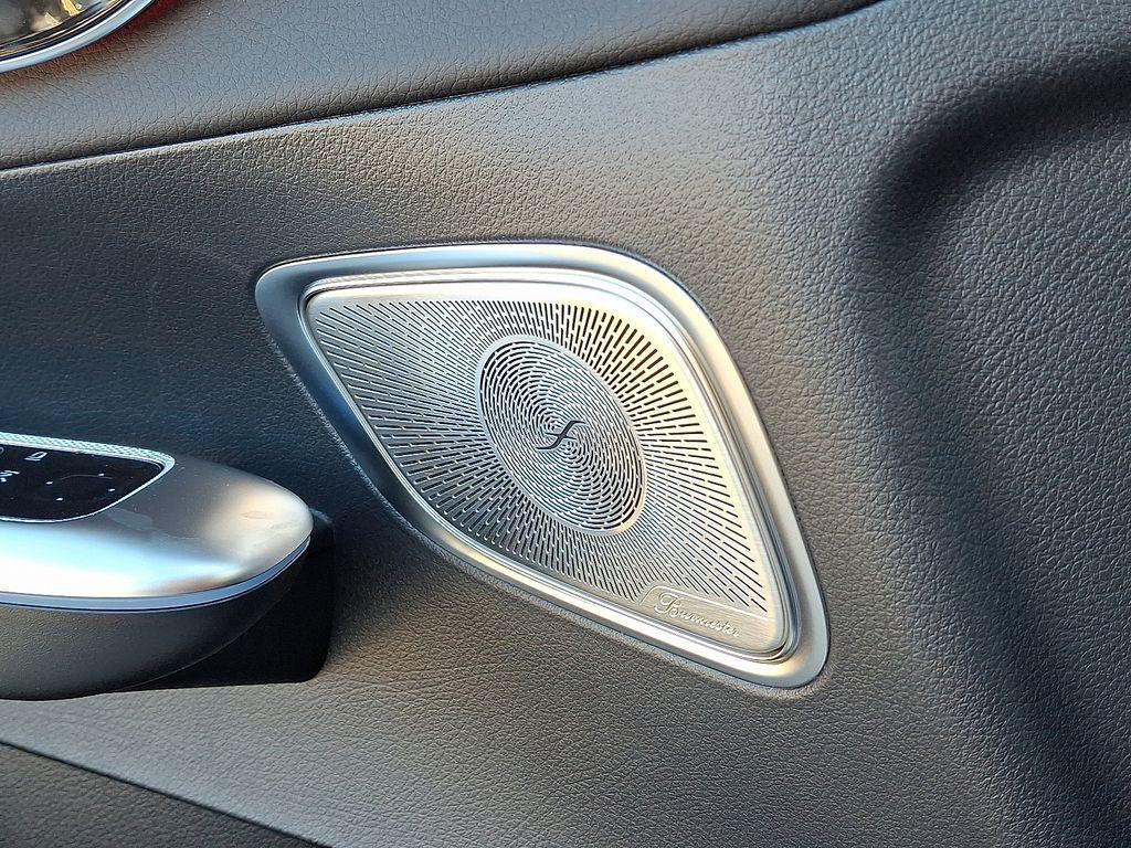 new 2026 Mercedes-Benz GLC 300 car, priced at $60,255