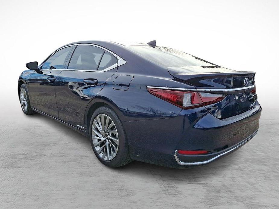 used 2021 Lexus ES 300h car, priced at $35,634