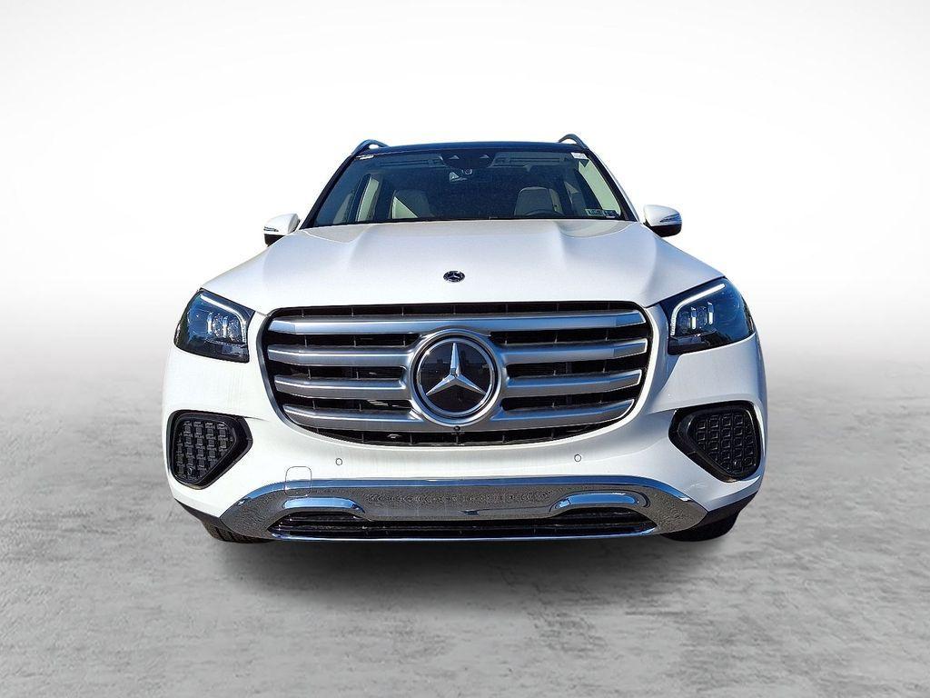 new 2025 Mercedes-Benz GLS 450 car, priced at $90,980