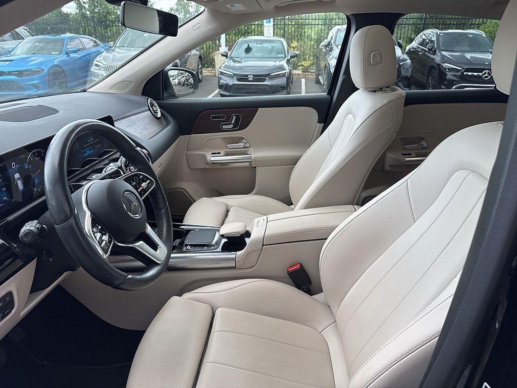 used 2022 Mercedes-Benz GLA 250 car, priced at $32,896