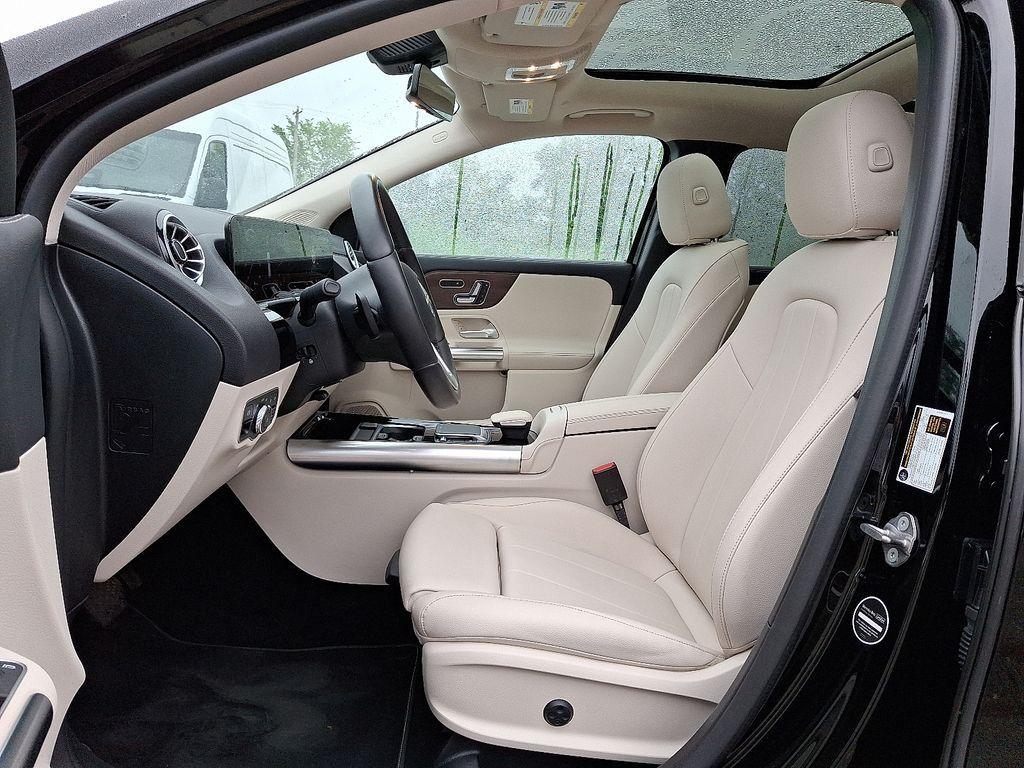 used 2022 Mercedes-Benz GLA 250 car, priced at $32,494