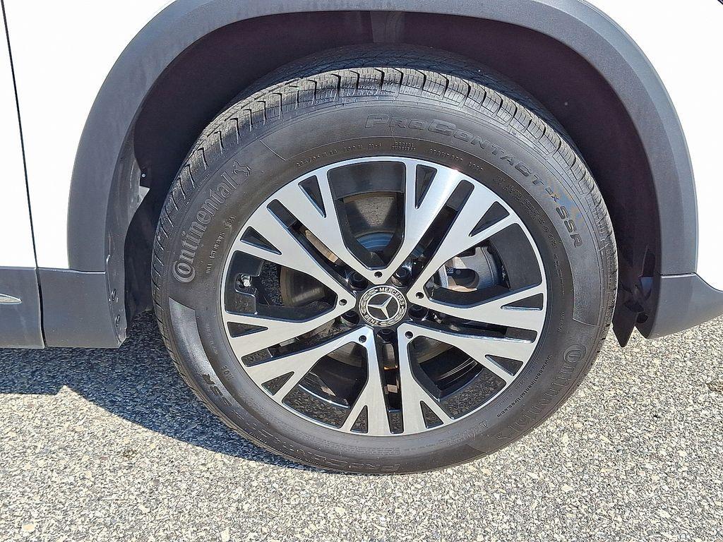 used 2025 Mercedes-Benz GLA 250 car, priced at $44,320