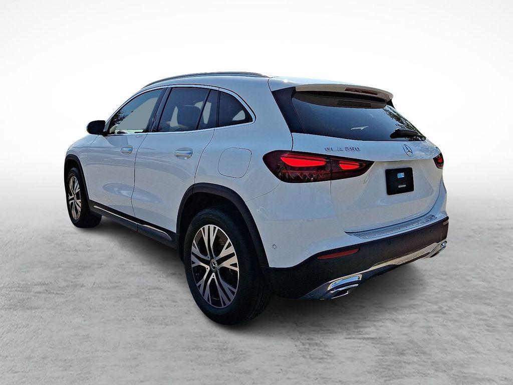 used 2025 Mercedes-Benz GLA 250 car, priced at $44,320