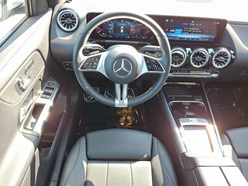 used 2025 Mercedes-Benz GLA 250 car, priced at $44,320