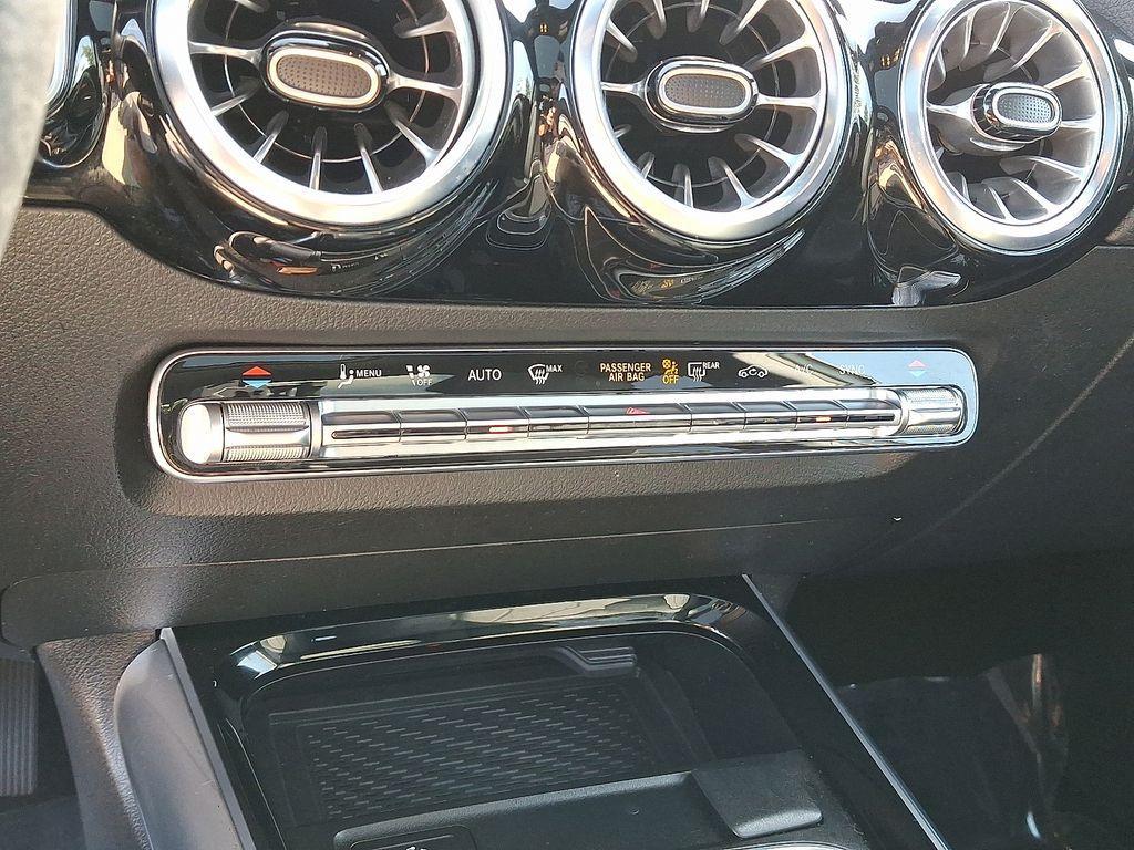 used 2025 Mercedes-Benz GLA 250 car, priced at $44,320
