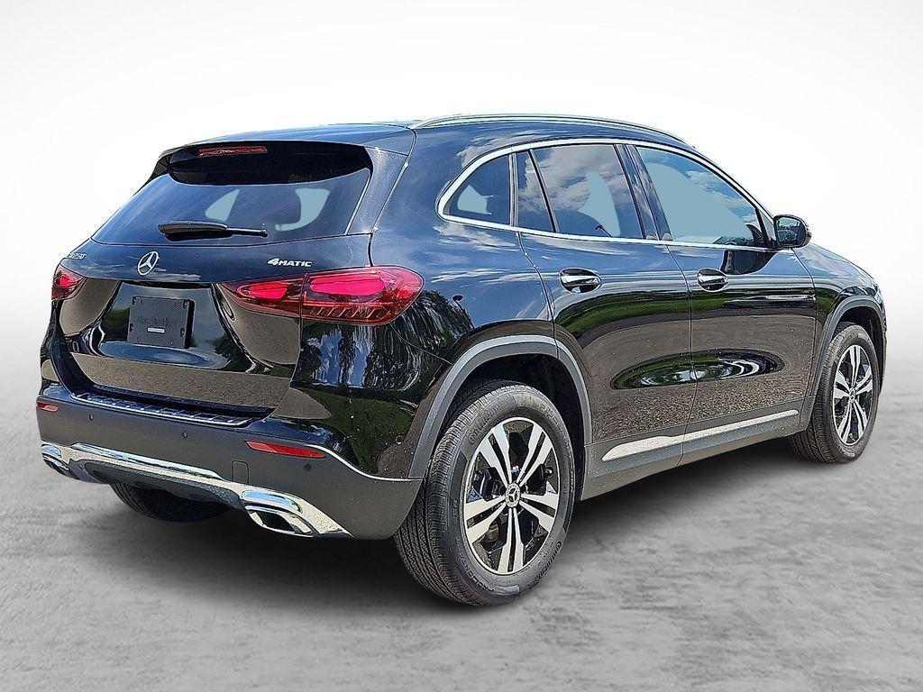 used 2025 Mercedes-Benz GLA 250 car, priced at $46,015