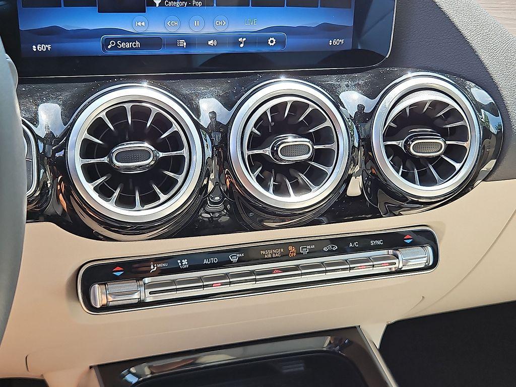 used 2025 Mercedes-Benz GLA 250 car, priced at $46,015