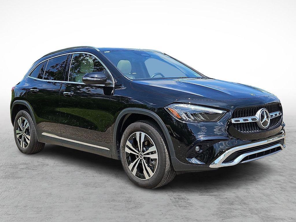 used 2025 Mercedes-Benz GLA 250 car, priced at $46,015