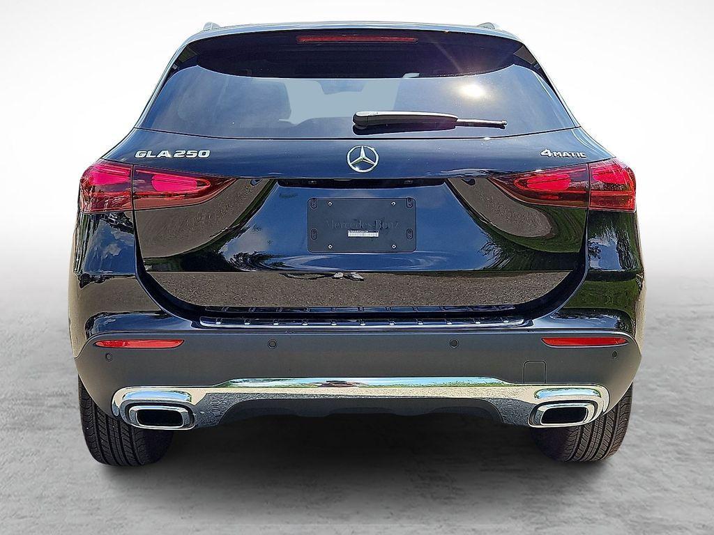 used 2025 Mercedes-Benz GLA 250 car, priced at $46,015