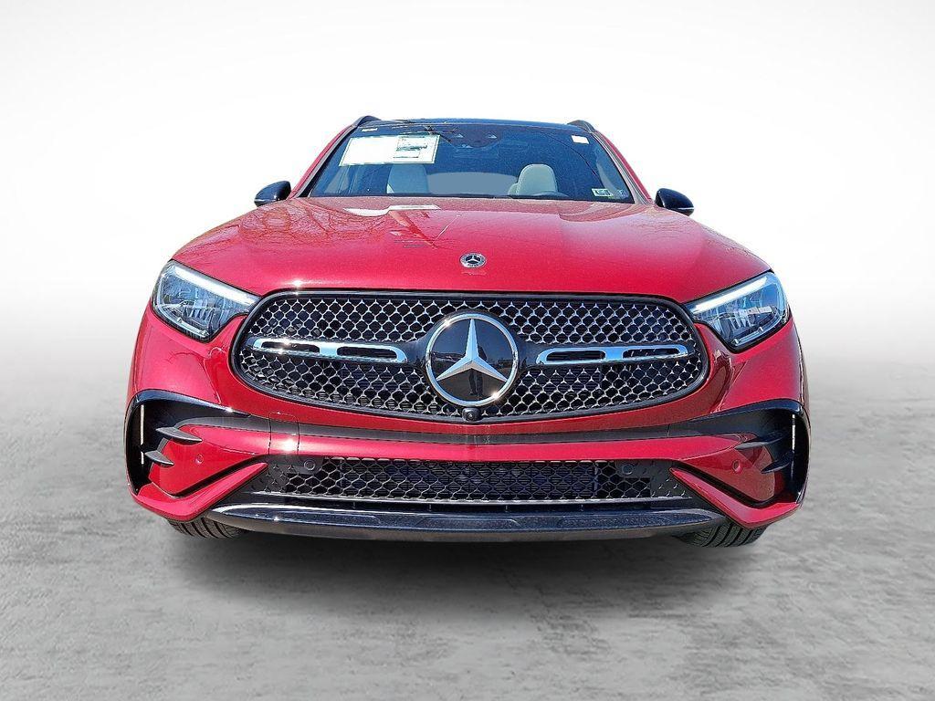new 2025 Mercedes-Benz GLC 300 car, priced at $64,570