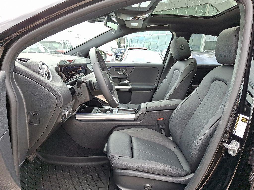 used 2025 Mercedes-Benz GLA 250 car, priced at $45,554