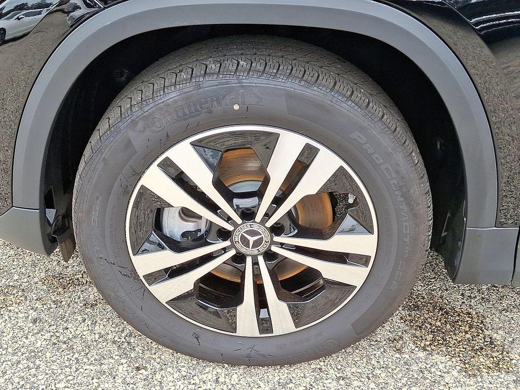 used 2025 Mercedes-Benz GLA 250 car, priced at $45,554