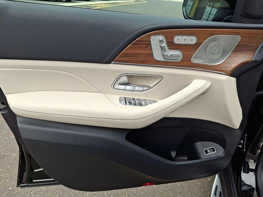 new 2026 Mercedes-Benz GLE 350 car, priced at $74,400