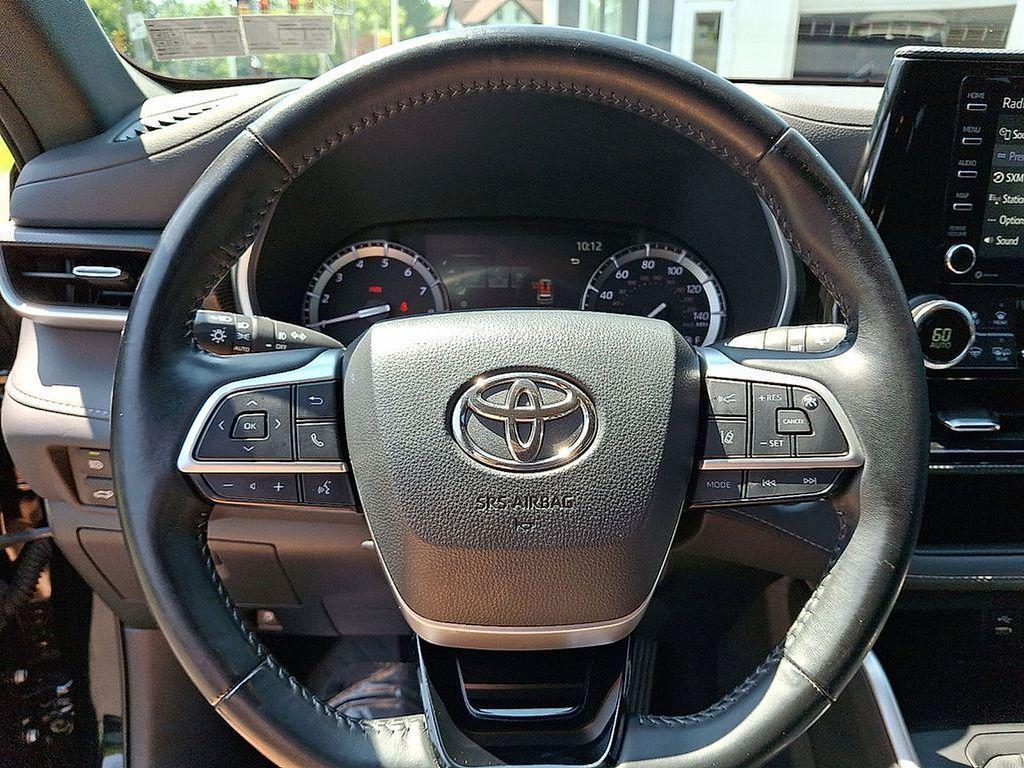 used 2022 Toyota Highlander car, priced at $37,435