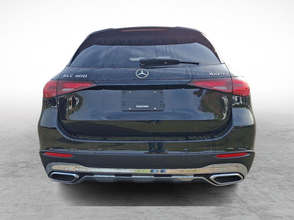 new 2025 Mercedes-Benz GLC 300 car, priced at $55,795