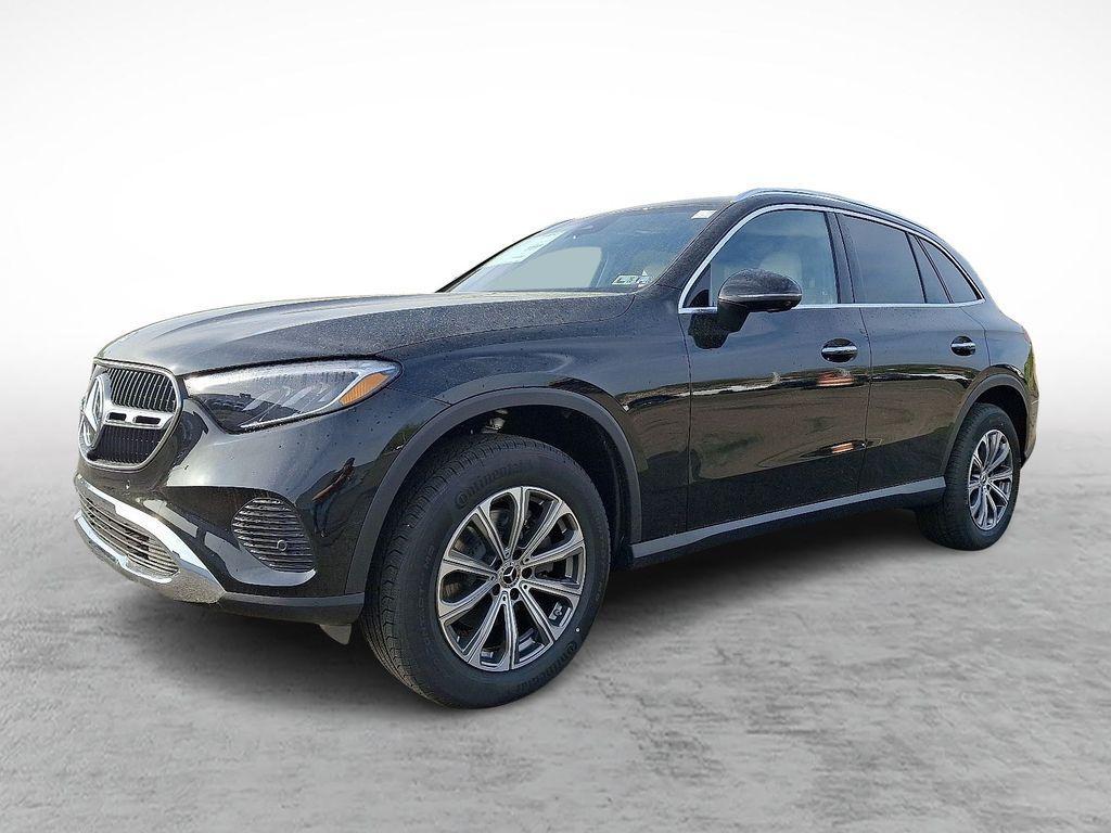 new 2025 Mercedes-Benz GLC 300 car, priced at $55,795