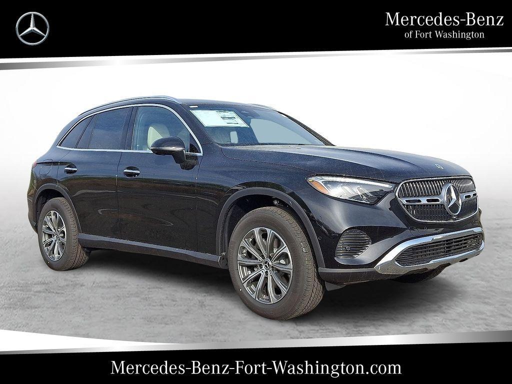 new 2025 Mercedes-Benz GLC 300 car, priced at $55,795