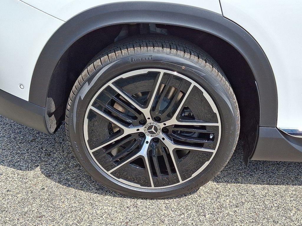 new 2025 Mercedes-Benz EQE 350 car, priced at $85,675
