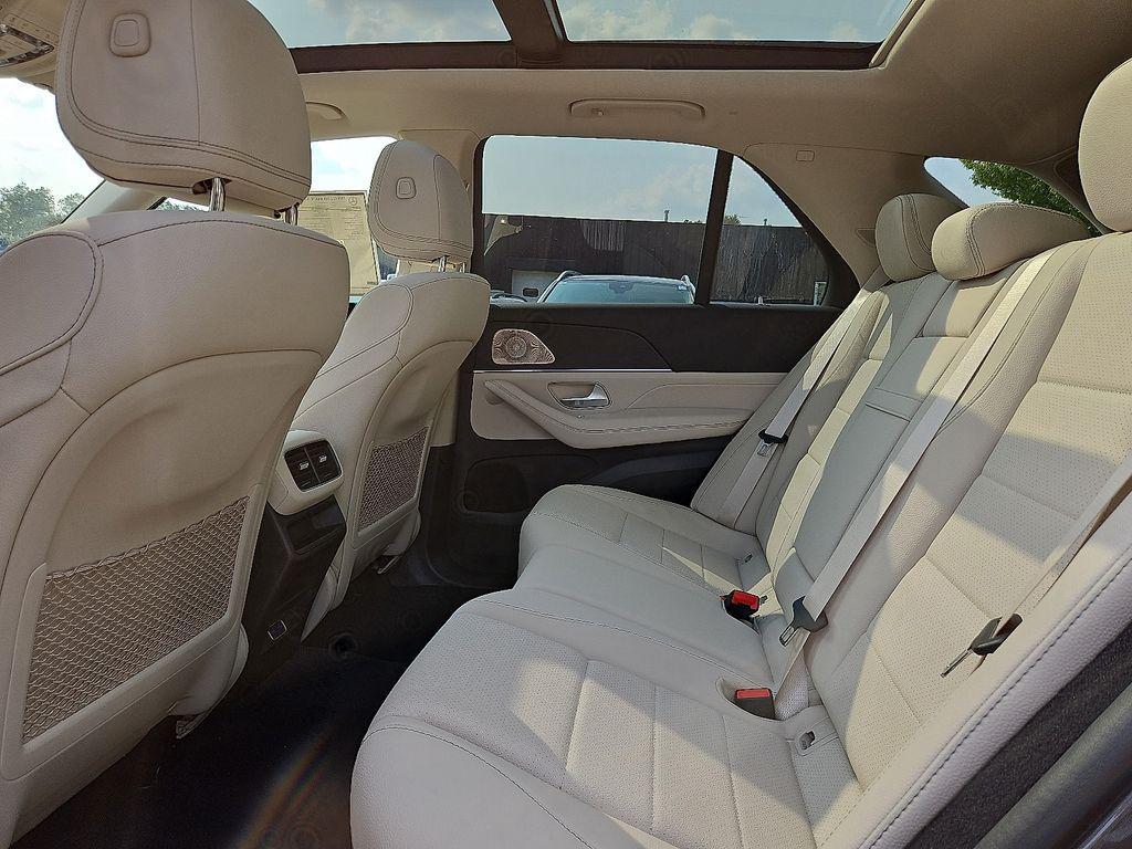 new 2026 Mercedes-Benz GLE 350 car, priced at $76,285