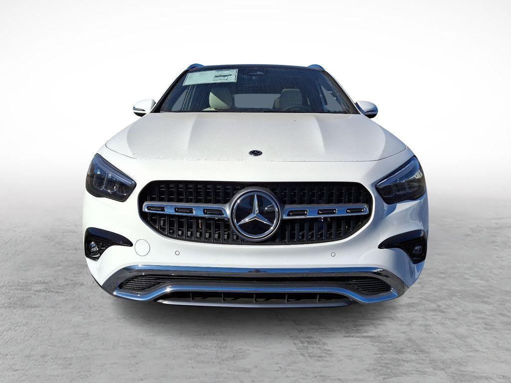 new 2025 Mercedes-Benz GLA 250 car, priced at $49,095