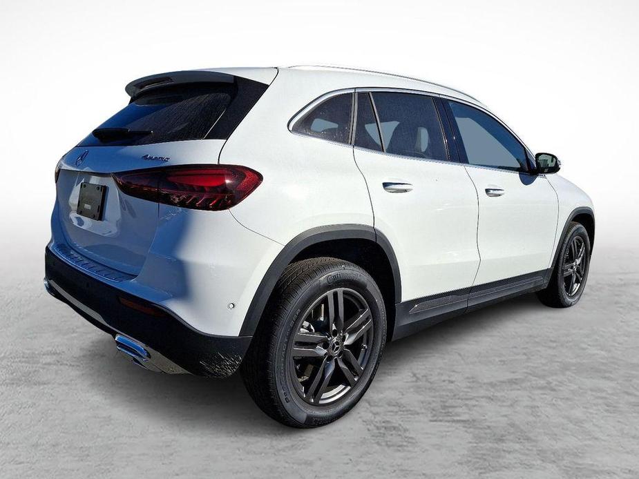 new 2025 Mercedes-Benz GLA 250 car, priced at $49,095