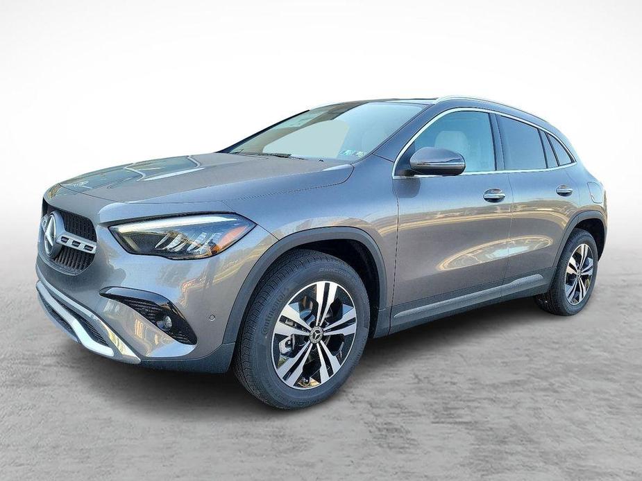 new 2025 Mercedes-Benz GLA 250 car, priced at $50,120