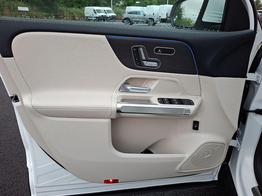 new 2026 Mercedes-Benz GLB 250 car, priced at $51,815