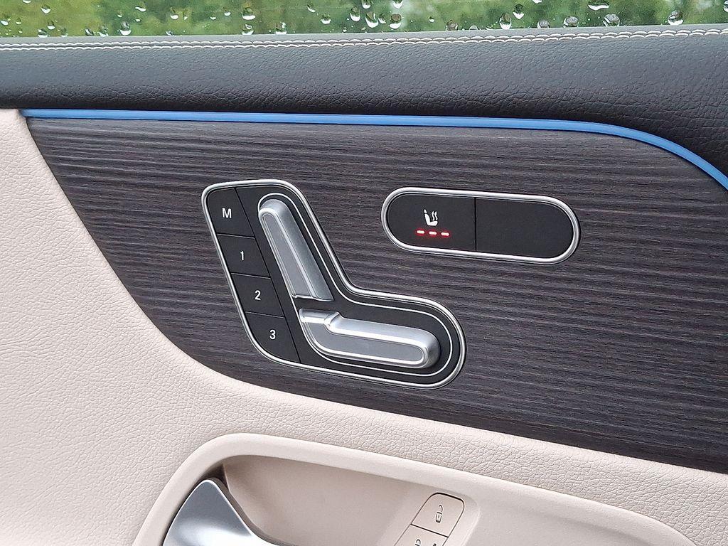 new 2026 Mercedes-Benz GLB 250 car, priced at $51,815