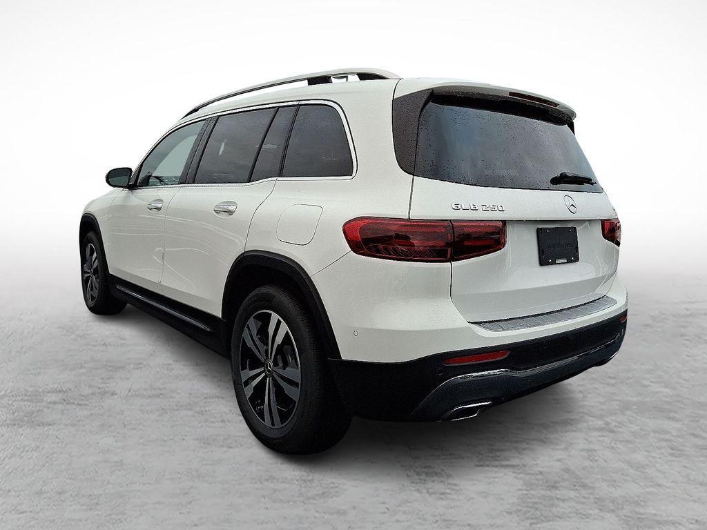 new 2026 Mercedes-Benz GLB 250 car, priced at $51,815