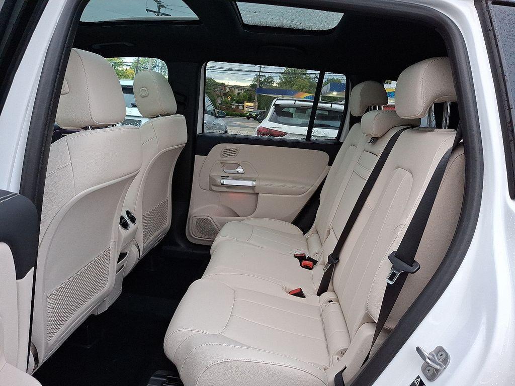 new 2026 Mercedes-Benz GLB 250 car, priced at $51,815