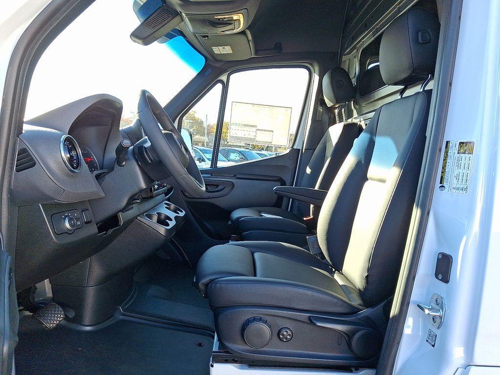 new 2026 Mercedes-Benz Sprinter 2500 car, priced at $66,993