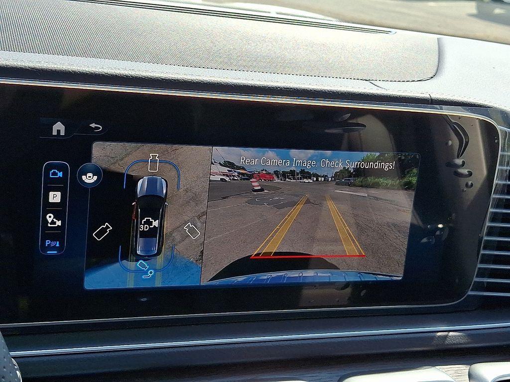 new 2025 Mercedes-Benz GLS 450 car, priced at $99,565