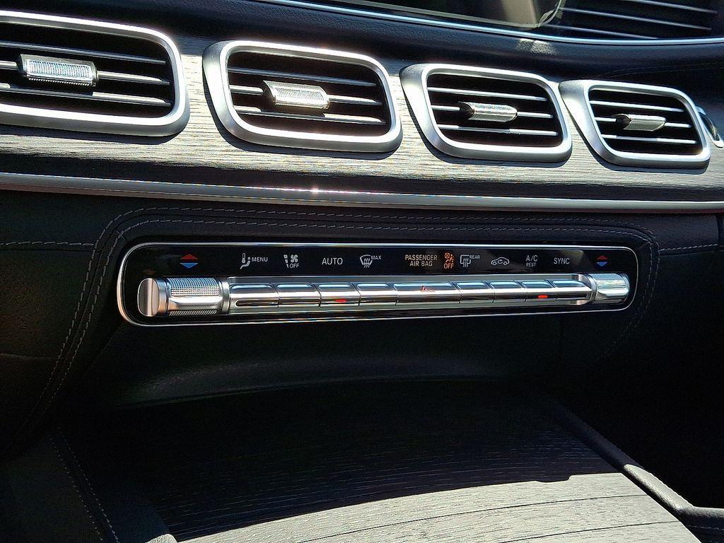 new 2025 Mercedes-Benz GLS 450 car, priced at $99,565