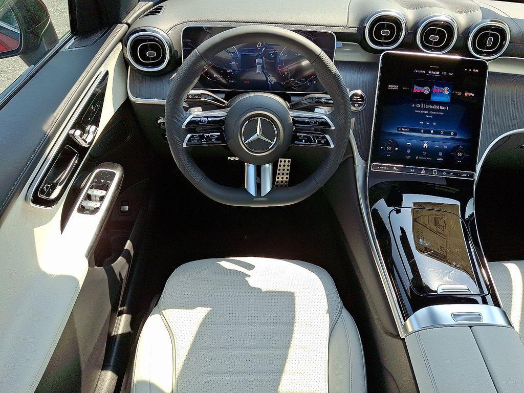 new 2025 Mercedes-Benz GLC 300 car, priced at $59,550